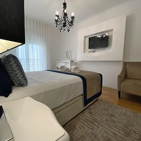 Prestige Luxury *