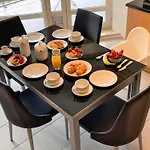 Prestige Entire 3 Bedroom Luxury Apartamento