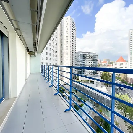 Prestige Entire 3 Bedroom Luxury 公寓 *