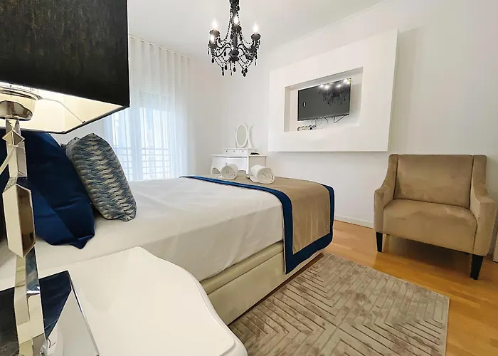 Prestige Entire 3 Bedroom Luxury *