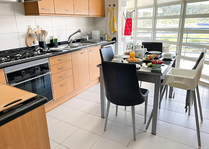 Prestige Entire 3 Bedroom Luxury דירה ליסבון